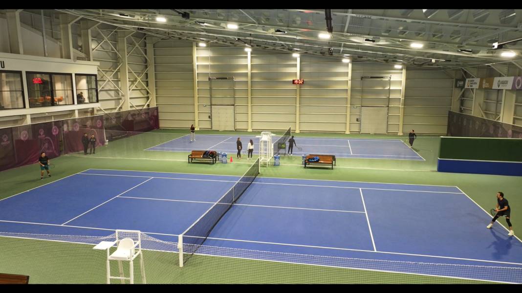 Konya’da sporun parlayan yıldızı Karatay oldu 3